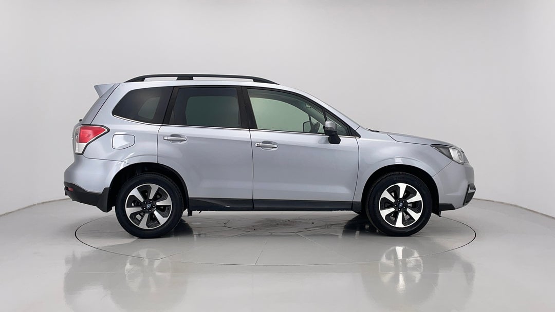 2017 Subaru Forester 2.5i-l, Automatic, 101094 km, Right Side View