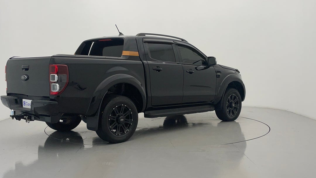 Right Back Diagonal (45- Degree) View