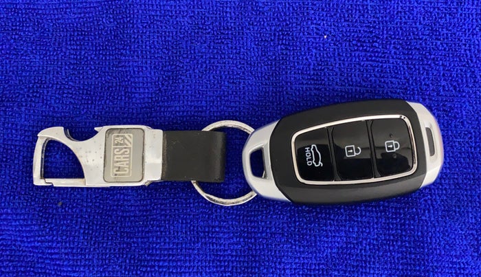 2019 Hyundai Verna 1.6 VTVT SX O, Petrol, Manual, 20,542 km, Key Close Up