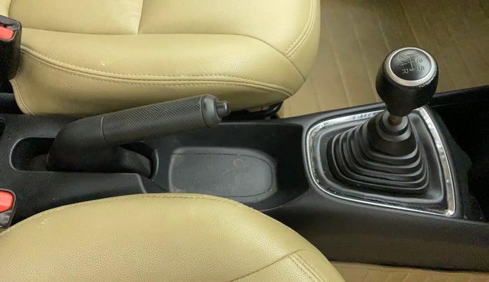 2018 Honda Amaze 1.2L I-VTEC VX, Petrol, Manual, 26,314 km, Gear Lever
