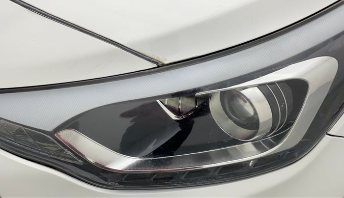 2016 Hyundai Elite i20 ASTA 1.2 (O), Petrol, Manual, 34,230 km, Left headlight - Minor scratches