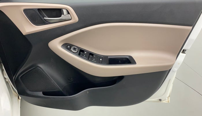 2016 Hyundai Elite i20 ASTA 1.2 (O), Petrol, Manual, 34,230 km, Driver Side Door Panels Control