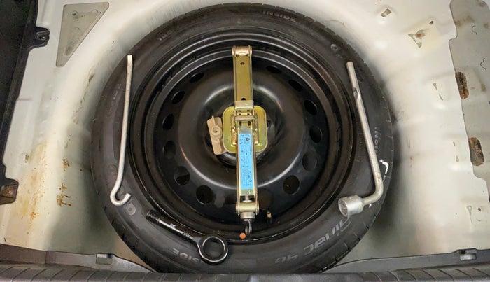 2016 Hyundai Elite i20 ASTA 1.2 (O), Petrol, Manual, 34,230 km, Spare Tyre