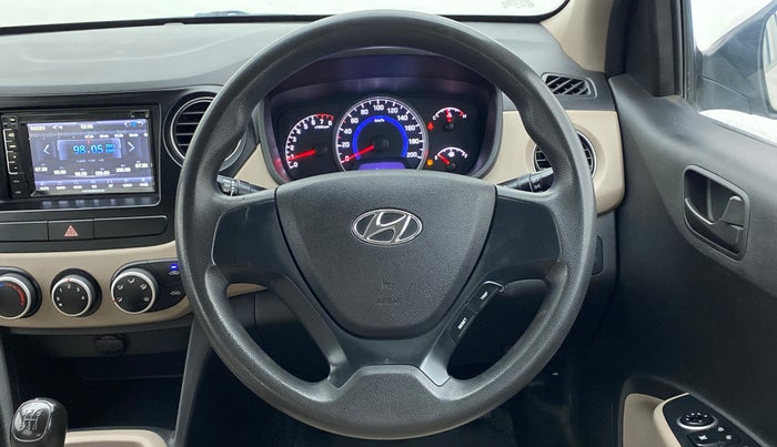 2017 Hyundai Grand i10 MAGNA 1.2 KAPPA VTVT, Petrol, Manual, 60,637 km, Steering Wheel Close Up
