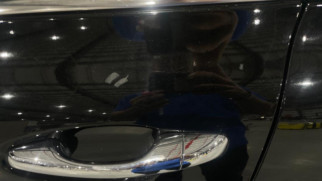 2019 Kia Sorento Si (4x2), Automatic, 113960 km, Doors Front LHS Paint blemish