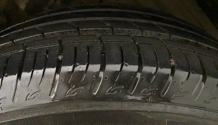 2022 Maruti BREZZA ZXI SMART HYBRID , Petrol, Manual, 5,377 km, Left Rear Tyre Tread