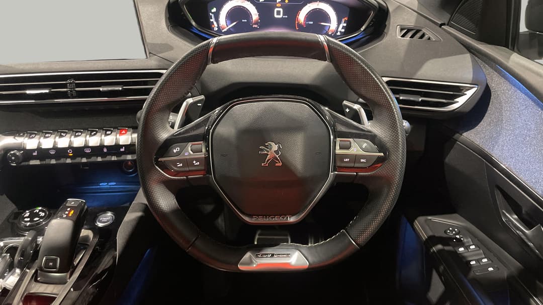 2017 Peugeot 3008 Gt Line, Automatic, 112548 km, Steering Wheel Close-up