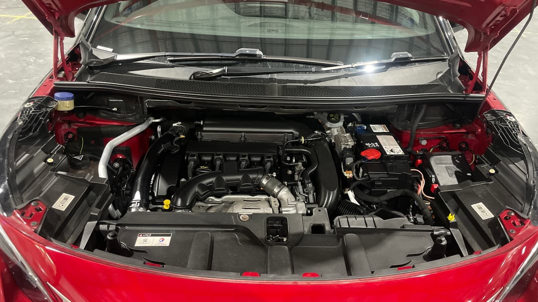 2017 Peugeot 3008 Gt Line, Automatic, 112548 km, Open Bonnet (Engine)