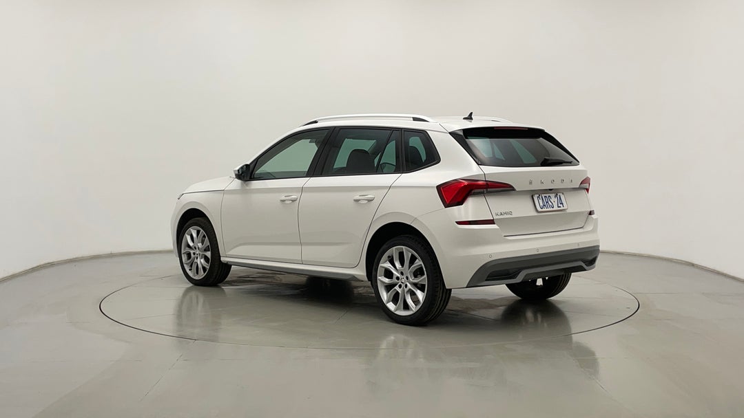 Left Back Diagonal (45- Degree) View