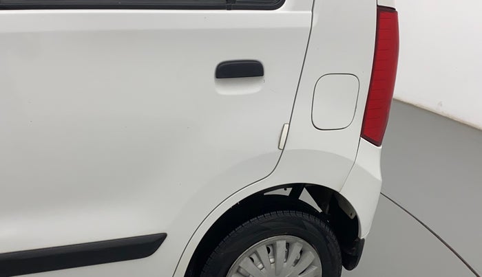2016 Maruti Wagon R 1.0 LXI, Petrol, Manual, 25,881 km, Left quarter panel - Minor scratches