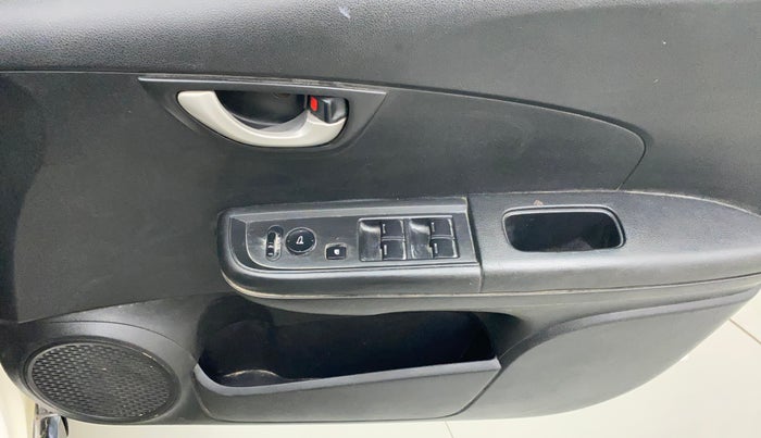2017 Honda BR-V 1.5L I-VTEC V, Petrol, Manual, 66,531 km, Driver Side Door Panels Control
