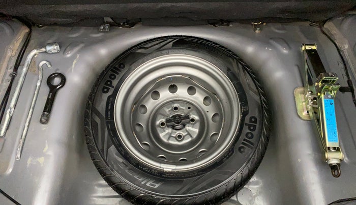 2017 Hyundai Eon ERA PLUS, Petrol, Manual, 10,513 km, Spare Tyre