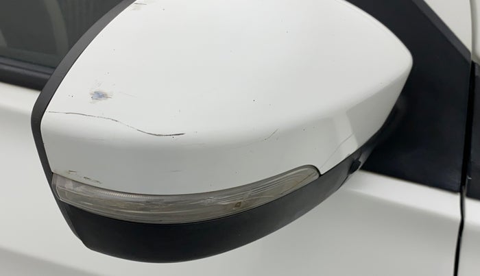 2019 Tata Tiago XZ PETROL, CNG, Manual, 73,411 km, Right rear-view mirror - Indicator light has minor damage