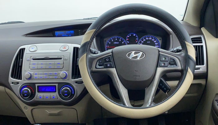 2011 Hyundai i20 SPORTZ 1.2 O, Petrol, Manual, 47,564 km, Steering Wheel Close Up