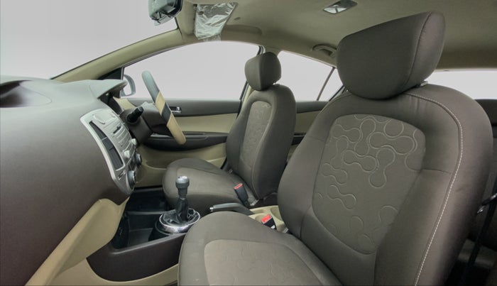 2011 Hyundai i20 SPORTZ 1.2 O, Petrol, Manual, 47,564 km, Right Side Front Door Cabin
