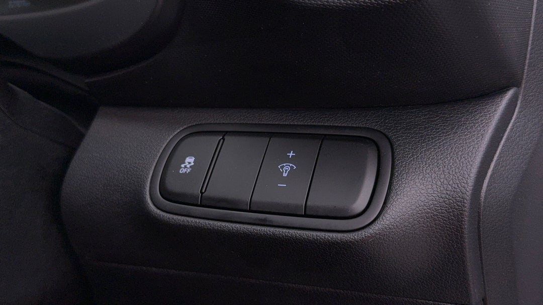 2023 Hyundai Venue Venue, Automatic, 72707 km, Utility Switches/Buttons