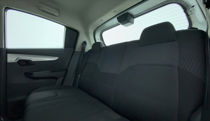 2018 Mahindra KUV 100 NXT K6+ P 6 STR, Petrol, Manual, 22,986 km, Right Side Rear Door Cabin