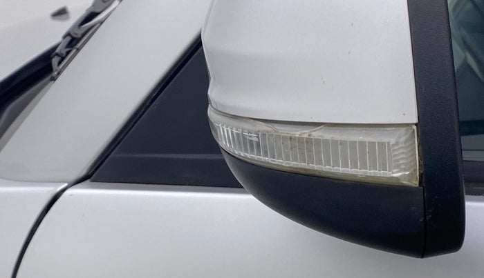 2018 Mahindra KUV 100 NXT K6+ P 6 STR, Petrol, Manual, 22,986 km, Left rear-view mirror - Indicator light has minor damage