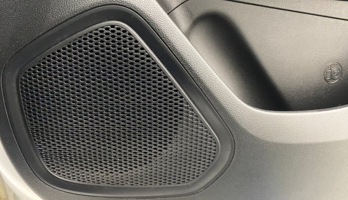 2020 Hyundai VENUE SX 1.0 TURBO IMT DUAL TONE SPORT, Petrol, Manual, 21,793 km, Speaker