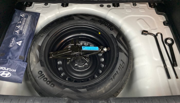 2020 Hyundai VENUE SX 1.0 TURBO IMT DUAL TONE SPORT, Petrol, Manual, 21,793 km, Spare Tyre