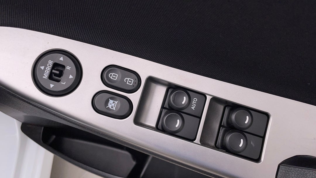 2019 Hyundai Accent Sport, Automatic, 27074 km, Drivers Side Door Panel Controls