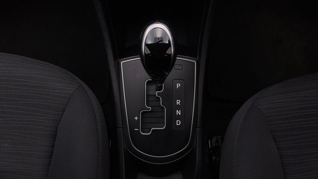 2019 Hyundai Accent Sport, Automatic, 27074 km, Gear Lever 