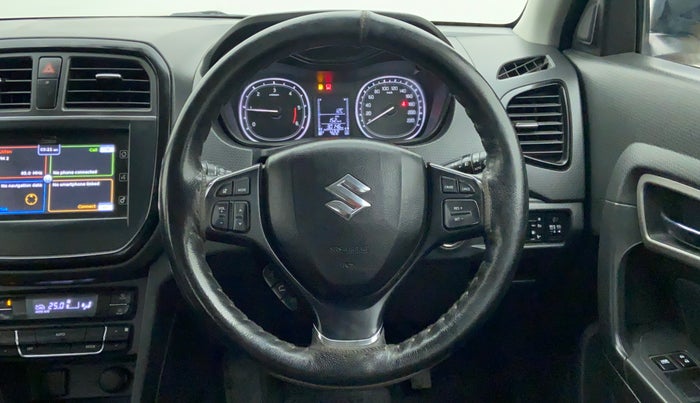 2016 Maruti Vitara Brezza ZDI PLUS DUAL TONE, Diesel, Manual, 31,164 km, Steering Wheel Close Up