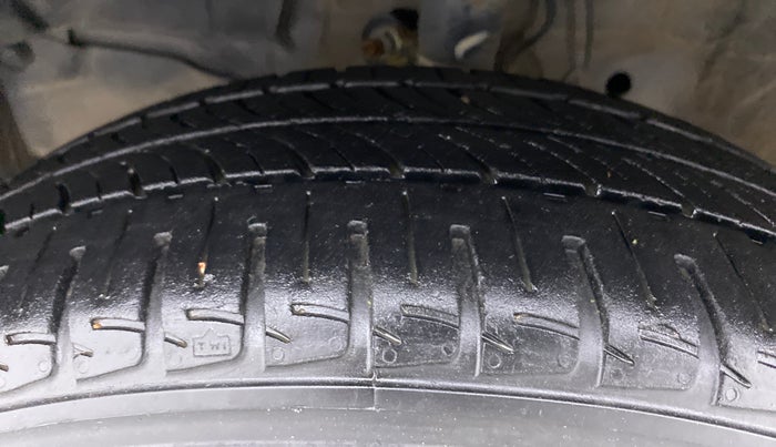2018 Honda Jazz 1.2 V MT, Petrol, Manual, 28,083 km, Left Front Tyre Tread
