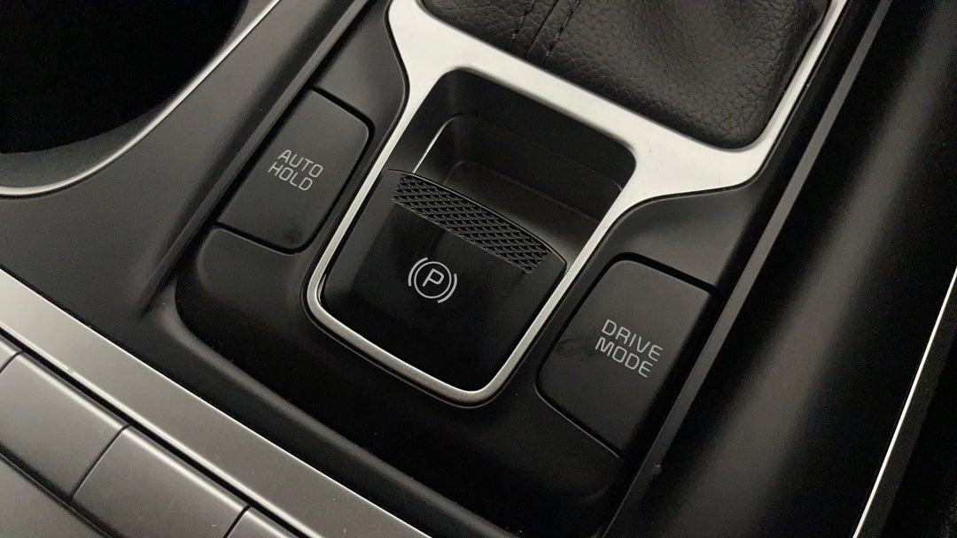 2023 Kia Carnival S, Automatic, 57522 km, Handbrake