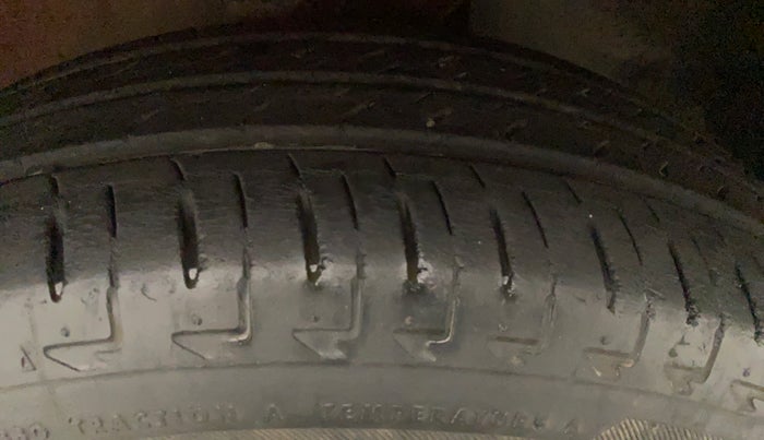 2019 Maruti IGNIS DELTA 1.2, Petrol, Manual, 16,694 km, Right Front Tyre Tread