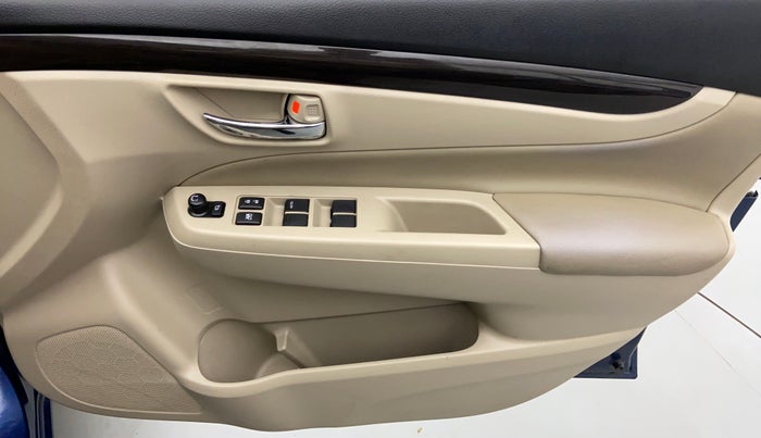 2017 Maruti Ciaz ALPHA 1.4 VVT, Petrol, Manual, 20,043 km, Driver Side Door Panels Control