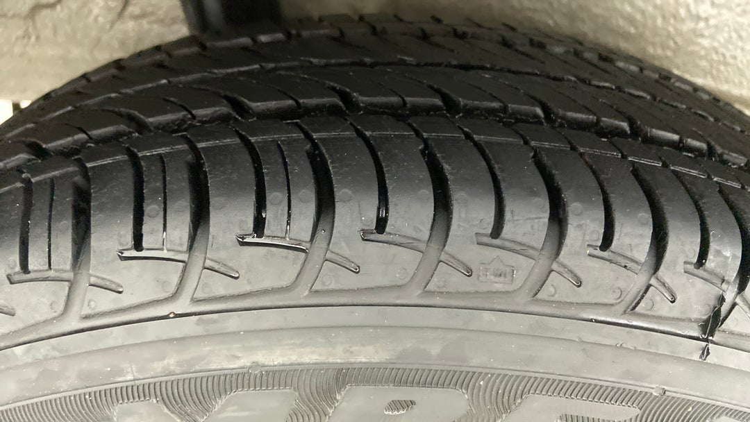 Right Rear Tyre Tread