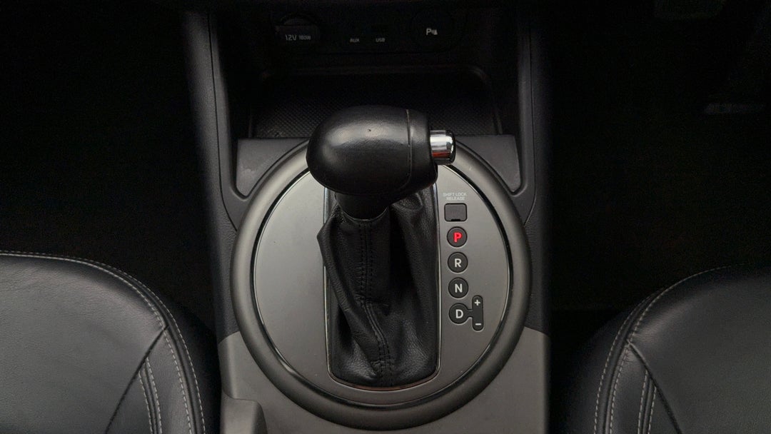 2014 Kia Sportage Sli (AWD), Automatic, 76152 km, Gear Lever 