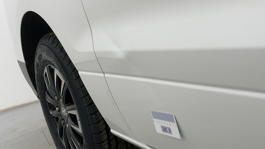 2018 Hyundai Iload 3s Liftback, Automatic, 142829 km, Doors Rear RHS Dent