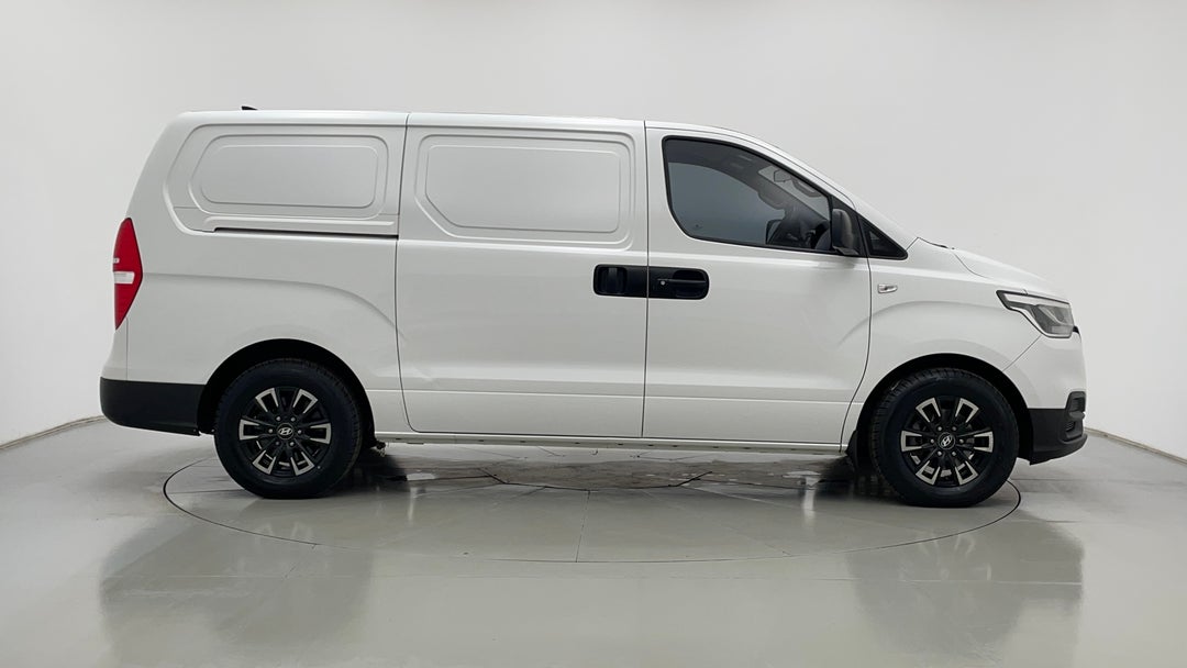 2018 Hyundai Iload 3s Liftback, Automatic, 142829 km, Right Side View