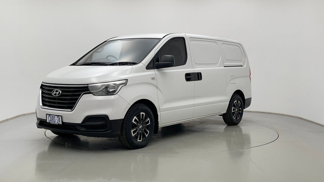 2018 Hyundai Iload 3s Liftback, Automatic, 142829 km, Left Front Diagonal (45- Degree) View