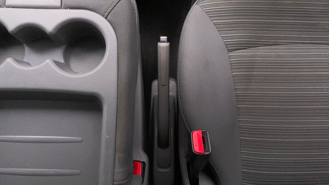 2018 Hyundai Iload 3s Liftback, Automatic, 142829 km, Handbrake