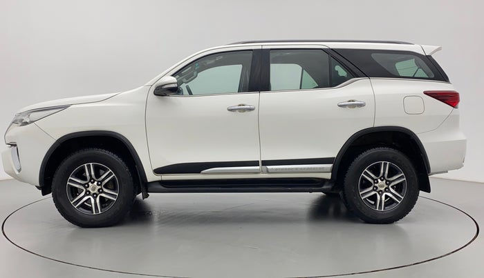 2017 Toyota Fortuner 2.8 4X2 AT, Diesel, Automatic, 1,16,742 km, Left Side