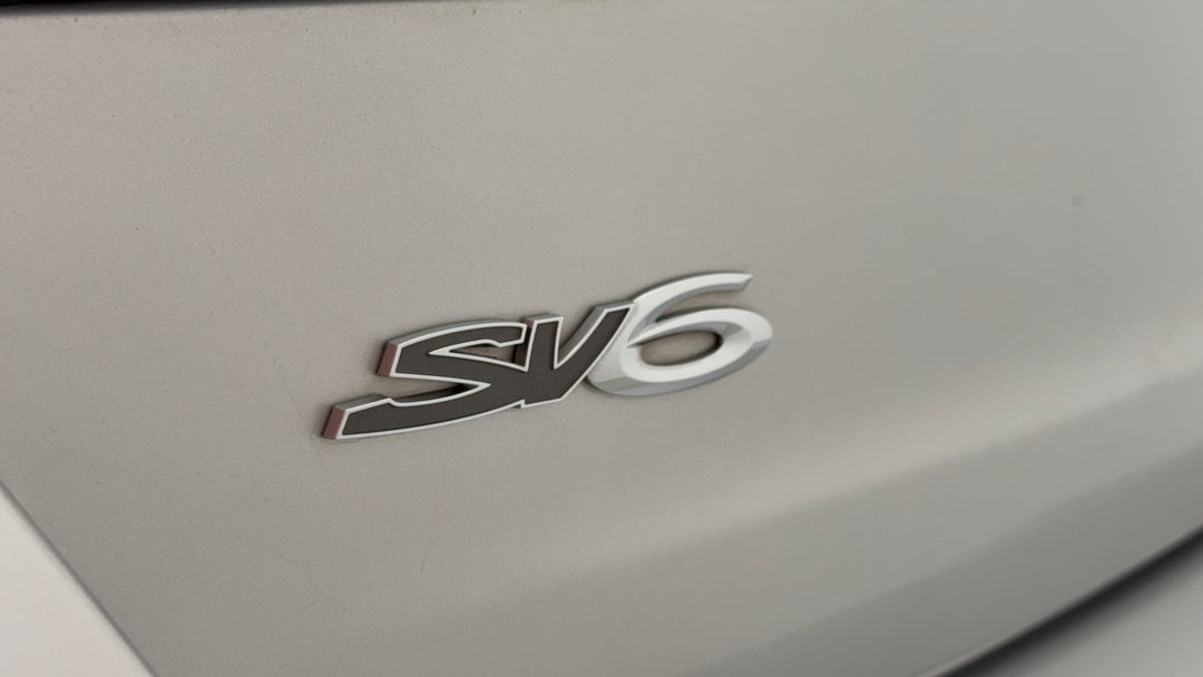 2016 Holden Commodore Sv6 Black Edition, Automatic, 144043 km, Badge (Boot Left Side)