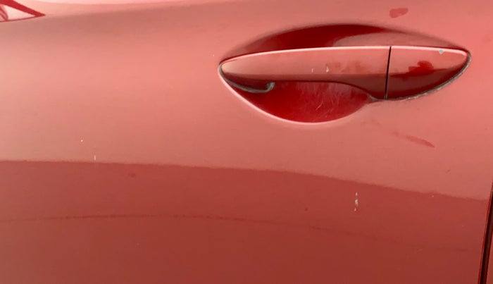 2014 Hyundai Elite i20 SPORTZ 1.2, Petrol, Manual, 63,026 km, Front passenger door - Minor scratches
