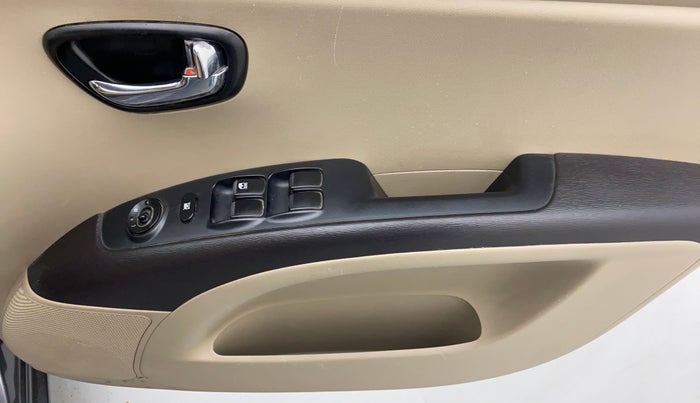 2013 Hyundai i10 MAGNA 1.2 KAPPA2, Petrol, Manual, 34,721 km, Driver Side Door Panels Control