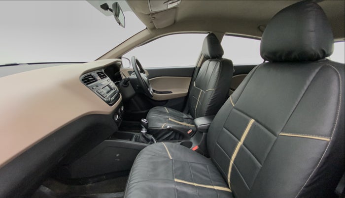2015 Hyundai Elite i20 MAGNA 1.4 CRDI, Diesel, Manual, 54,237 km, Right Side Front Door Cabin