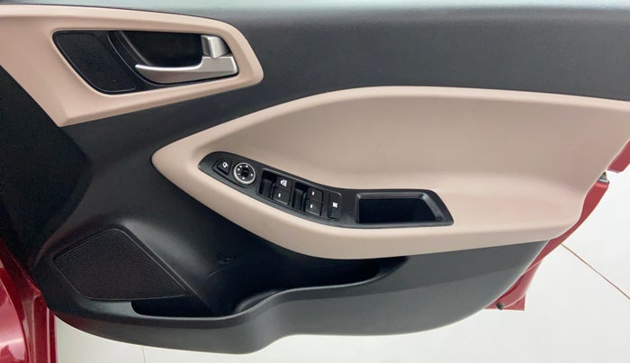 2018 Hyundai Elite i20 SPORTZ 1.2, Petrol, Manual, 26,796 km, Driver Side Door Panels Controls