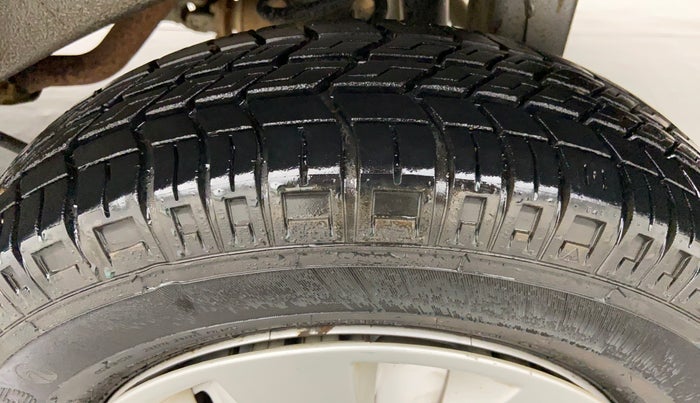 2019 Maruti Eeco 5 STR WITH AC PLUSHTR, Petrol, Manual, 27,304 km, Left Rear Tyre Tread