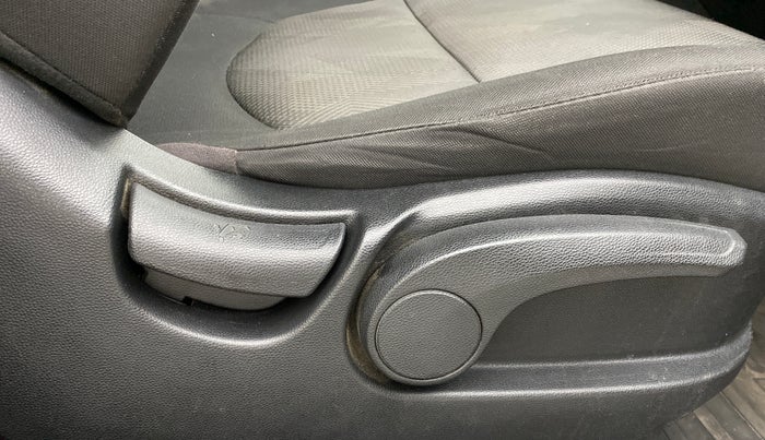 2019 Hyundai Creta 1.4 EX CRDI, Diesel, Manual, 29,301 km, Driver Side Adjustment Panel
