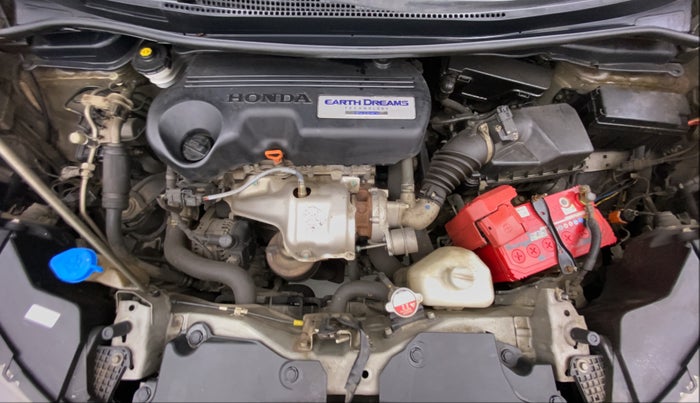 2017 Honda WR-V 1.5 i-DTEC VX MT, Diesel, Manual, 53,017 km, Engine Bonet View