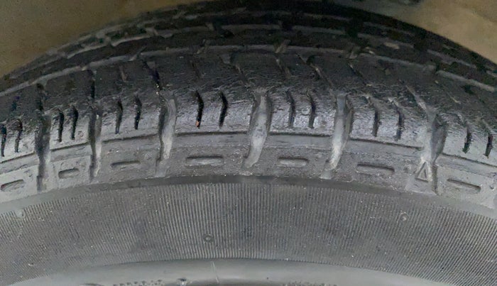 2018 Maruti Alto K10 VXI P, Petrol, Manual, 20,439 km, Right Front Tyre Tread