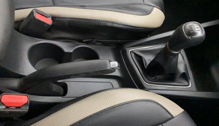 2016 Hyundai Elite i20 SPORTZ 1.2, Petrol, Manual, 5,924 km, Gear Lever