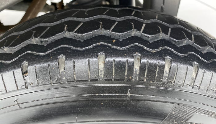 2019 Maruti Eeco 5 STR WITH AC PLUSHTR, Petrol, Manual, 7,905 km, Right Rear Tyre Tread