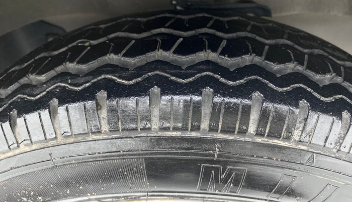 2019 Maruti Eeco 5 STR WITH AC PLUSHTR, Petrol, Manual, 7,905 km, Left Front Tyre Tread